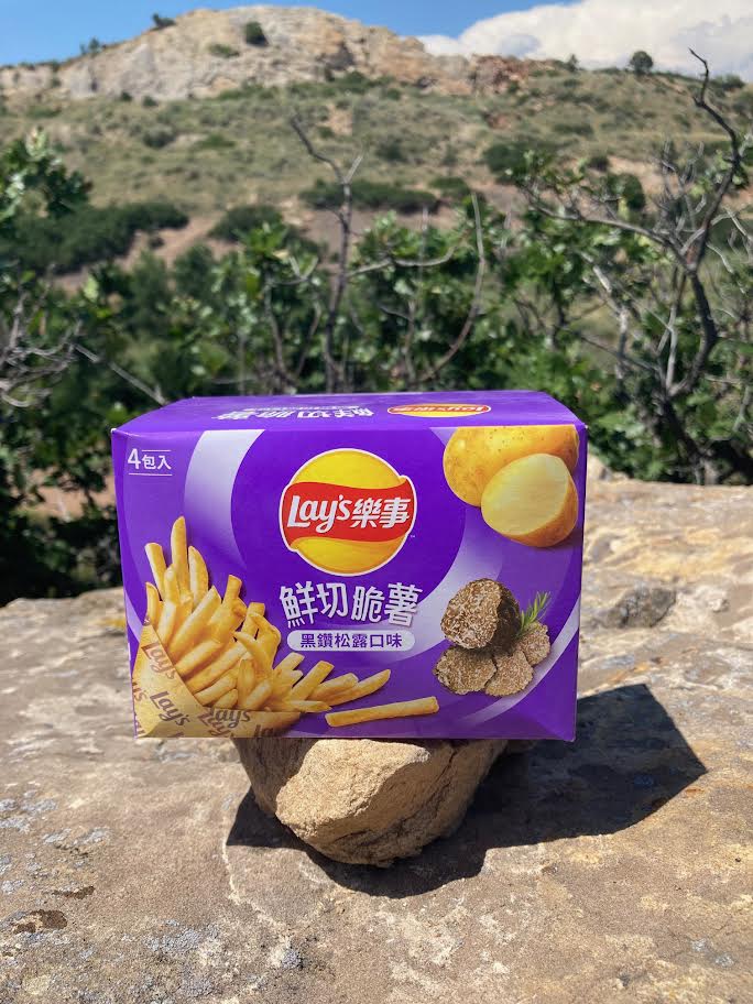 Lays French Fries Box Black Truffle (Taiwan)